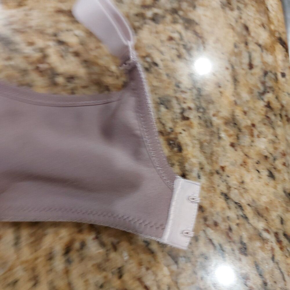CHANTELLE HIGH IMPACT SPORTS BRA SIZE 34D TAG REMOVED UNLINED UW ADJUSTABLE STRA - Picture 9 of 16